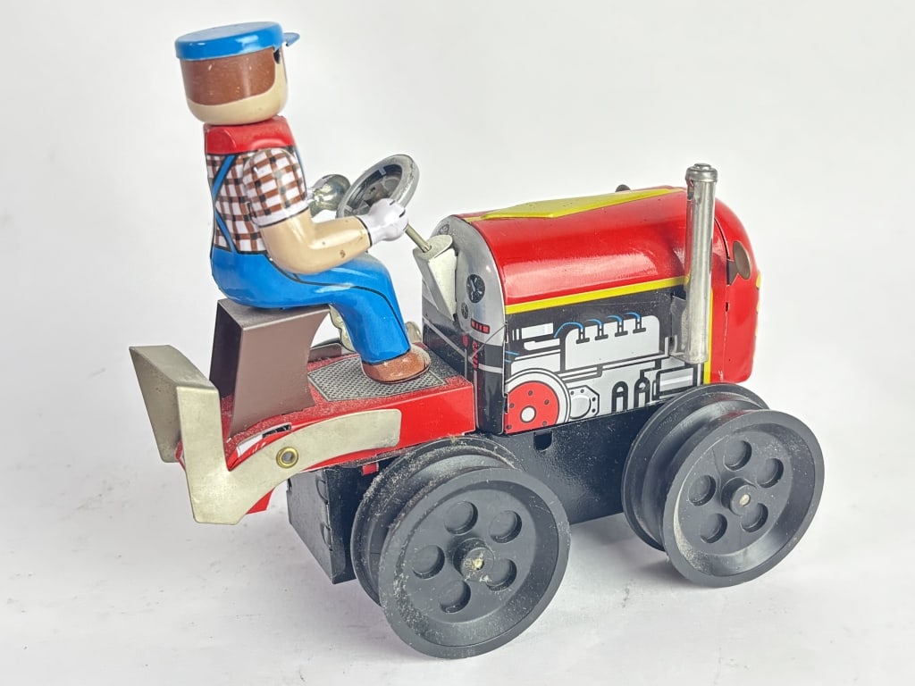 Vintage Clockwork Tinplate Toy Tractor - 4