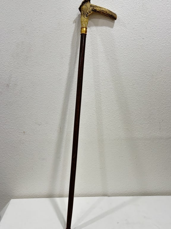 Vintage Stag Antler Handle Walking Cane (1 of 4)