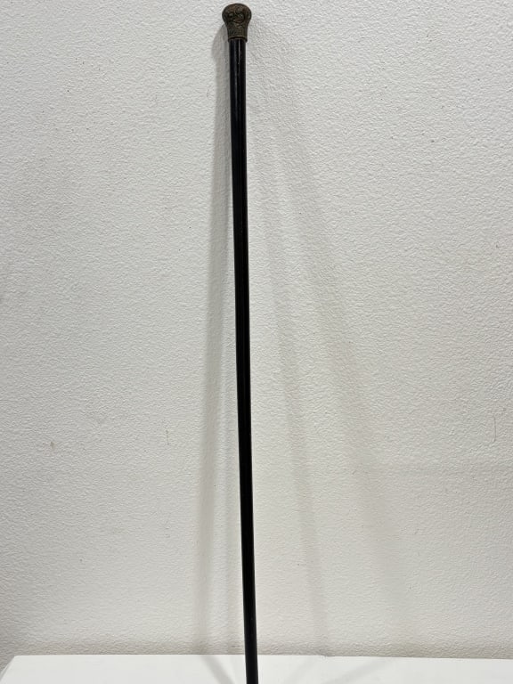 Edwardian Style Embossed Pommel Dress Cane (1 of 3)