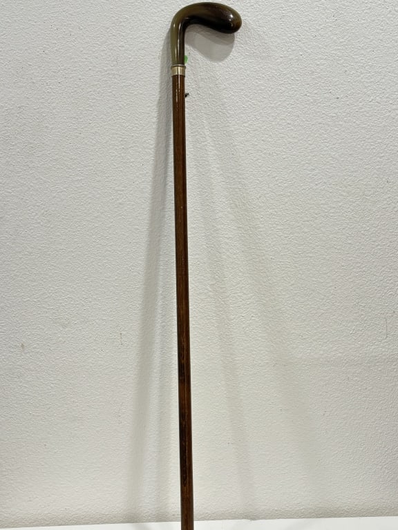 Vintage Horn-Style Crook Handle Walking Cane: Vintage Horn-Style Crook Handle Walking Cane, 35.5in