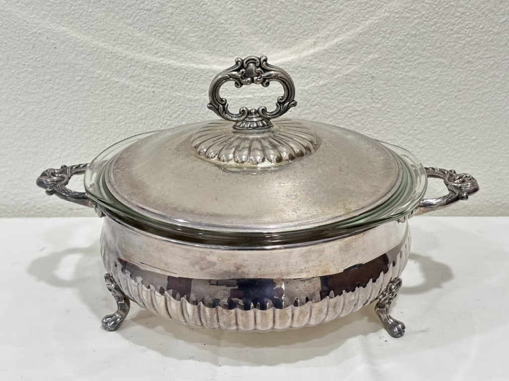 Vintage English Silver MFG Corp. Silver-Plated Cas: Vintage English Silver MFG Corp. Silver-Plated Casserole Holder, 15in by 9in