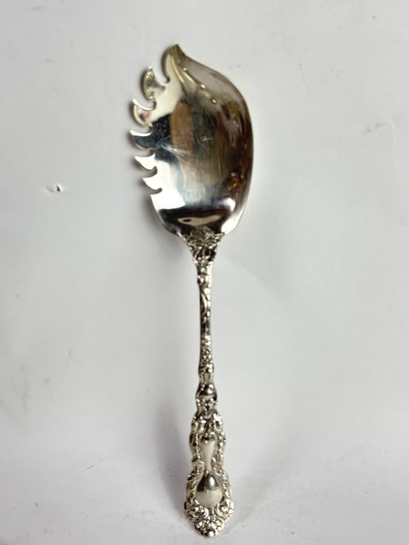 Large Gorham Silver-Plated Imperial Chrysanthemum (1 of 6)