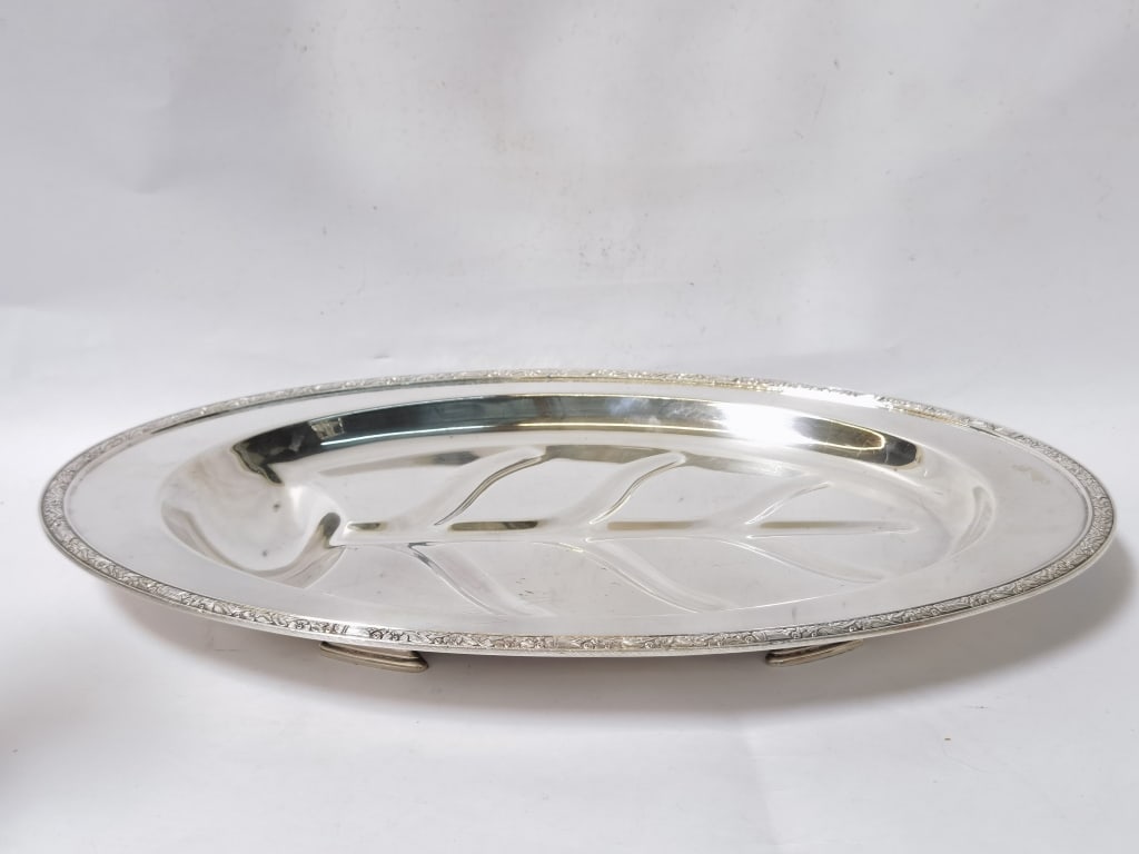 Vintage Oneida Silver Plated Regency Oval Meat Cut - 2
