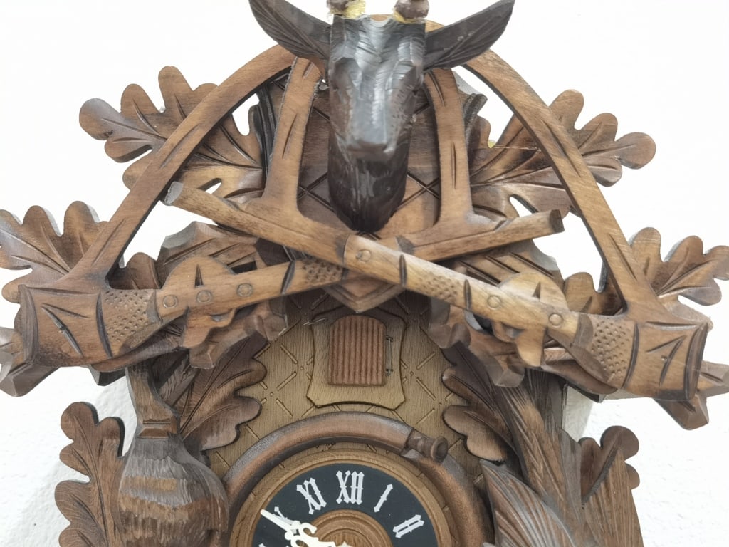 Vintage German Black Forest Cuckoo Clock - 5
