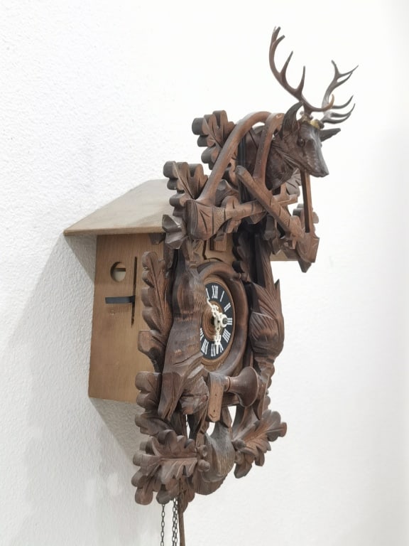 Vintage German Black Forest Cuckoo Clock - 8