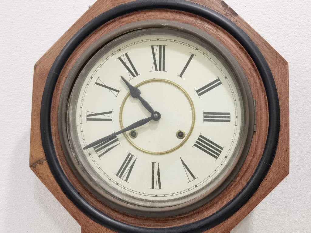 Vintage "Regulator" Octagonal Drop-Dial Wall Clock - 2