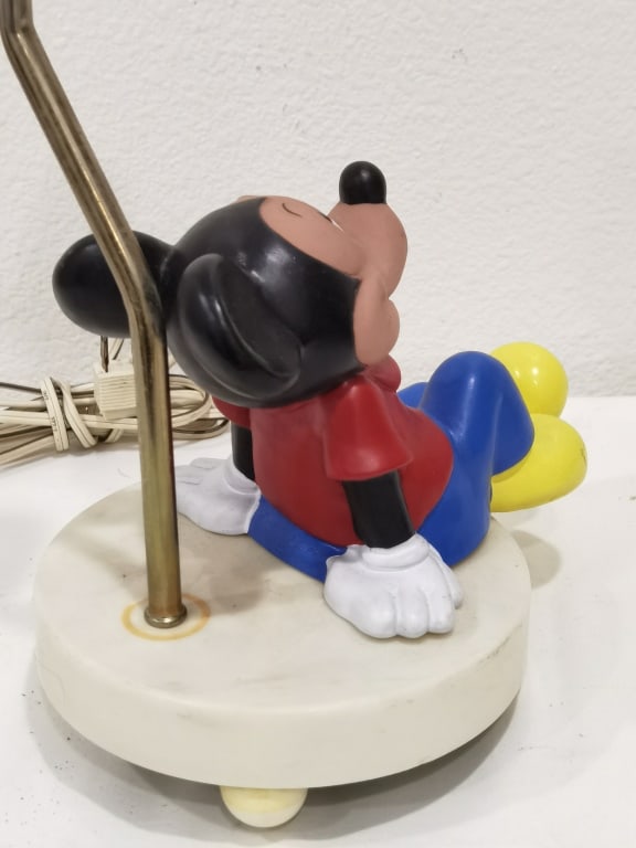 Vintage Mickey Mouse Figural Accent Lamp - 3