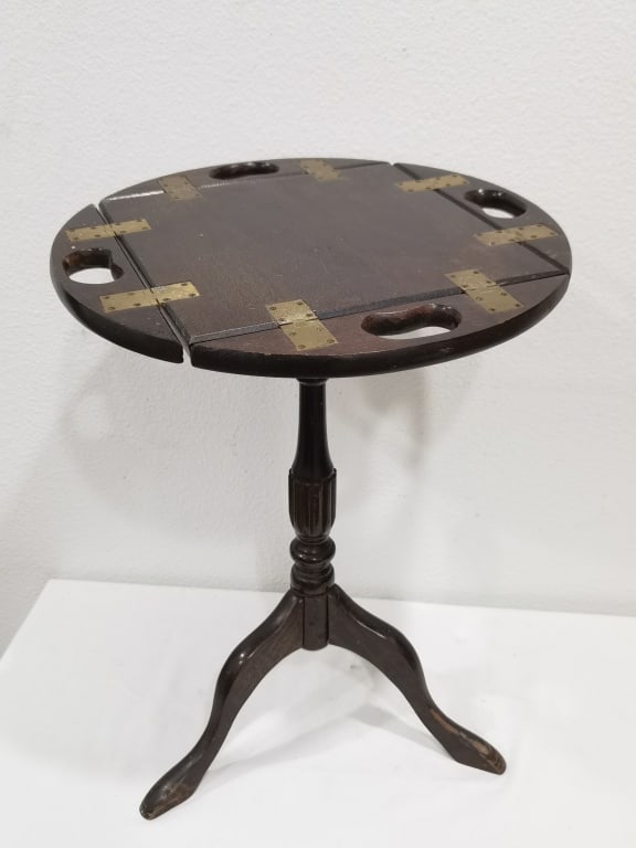 Anglo-Indian Style Campaign Butler's Tray Table: Anglo-Indian Style Campaign Butler's Tray Table, 20in by 15in by 15in