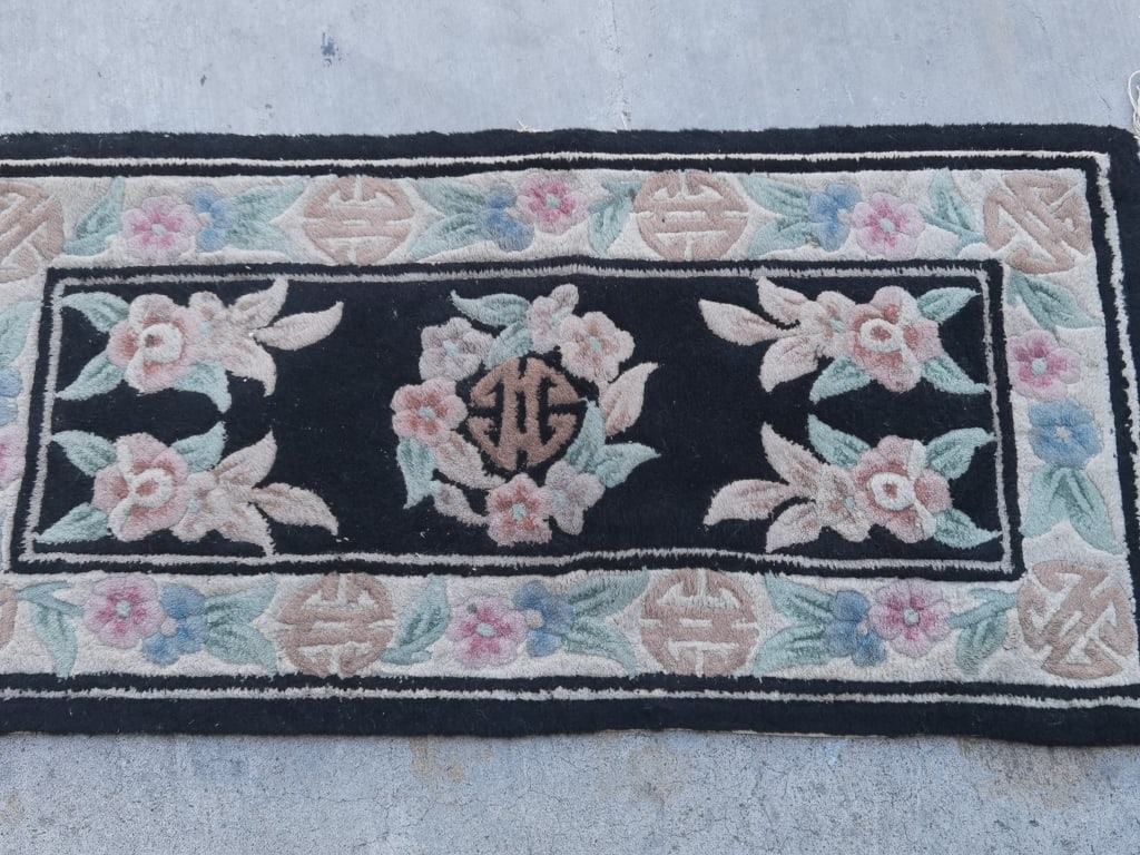 Vintage Chinese Entry Rug - 2
