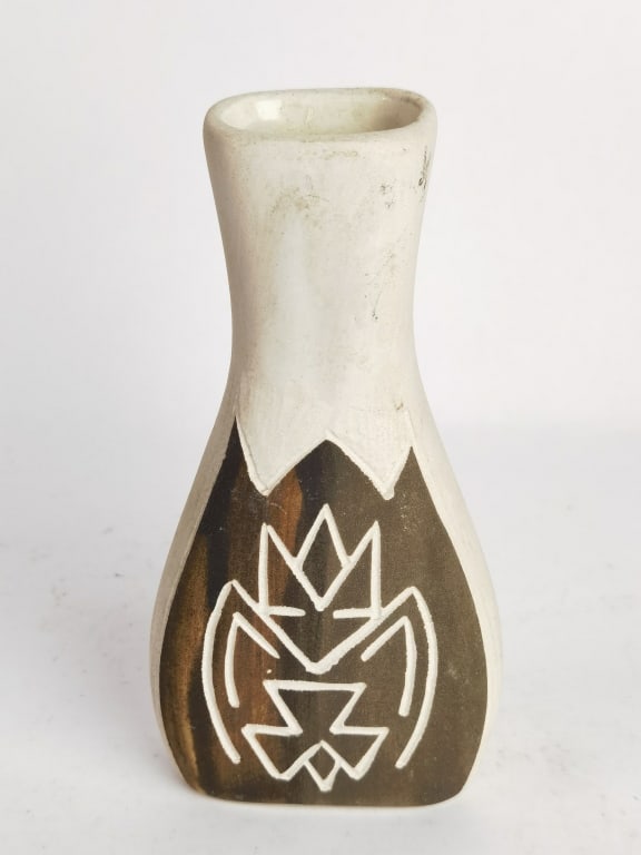 Vintage Signed Pottery Vase: Vintage Signed Pottery Vase, 5in