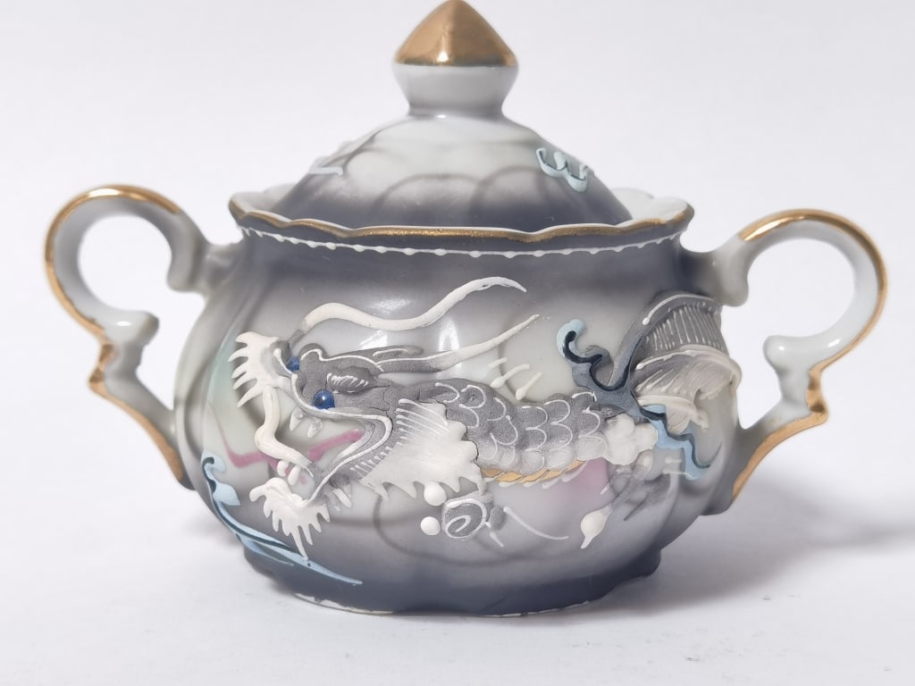 Vintage Japanese "Moriage" Dragon Sugar Bowl (1 of 3)