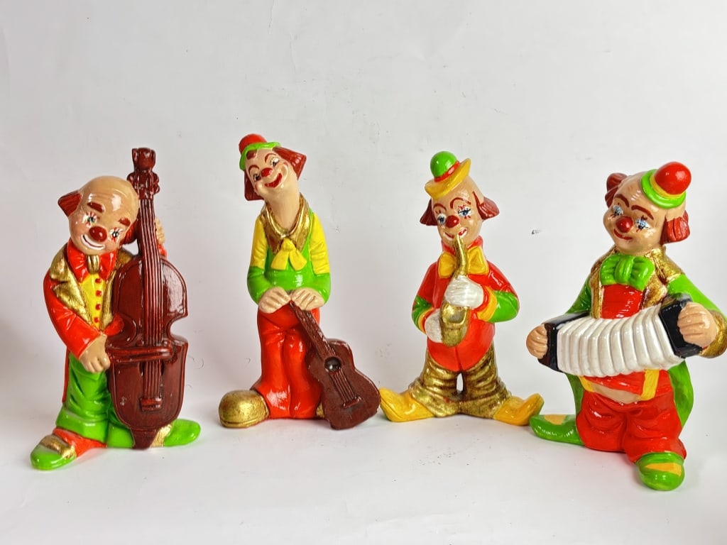 Four-Piece Miniature Clown Musician Band Set: Four-Piece Miniature Clown Musician Band Set, 8in by 5in