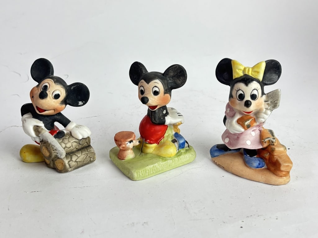 (3) Vintage Mickey and Minnie Mouse "Farming" Figu (1 of 3)