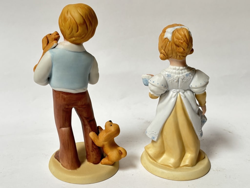(2) Vintage Avon Porcelain Figurines - 2