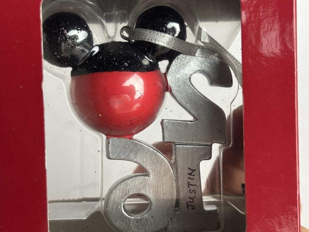 Hallmark Keepsake "2016" Mickey Mouse Ornament - 3