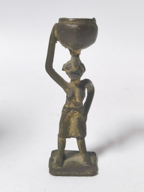 Vintage Miniature Benin Bronze Woman Figurine: Vintage Miniature Benin Bronze Woman Figurine, 3 3/8in