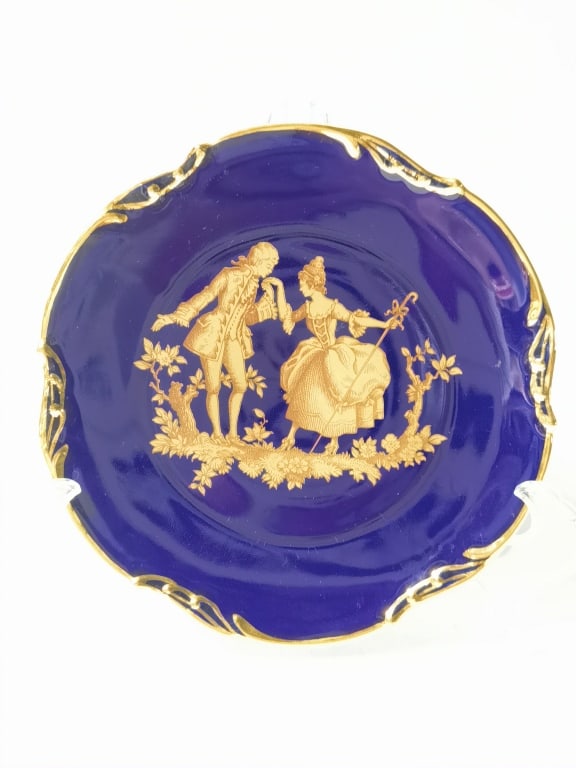 Limoges Cobalt Blue and Gold Courting Scene Cabine: Limoges Cobalt Blue and Gold Courting Scene Cabinet Plate, 7.5in