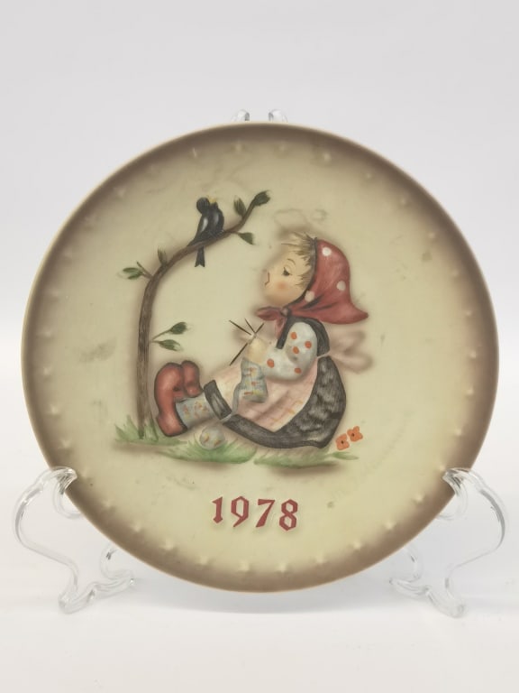 1978 Goebel Hummel 8th Annual Plate (1 of 3)