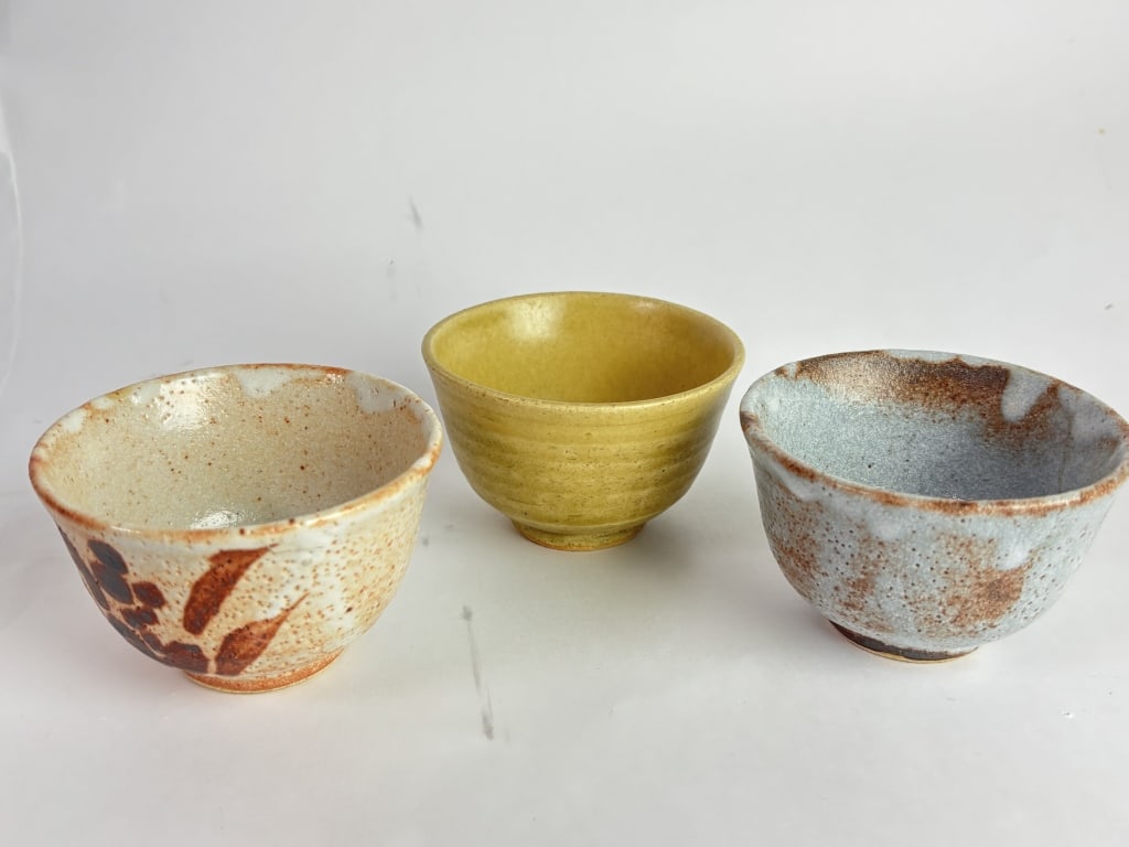 (3) Vintage Japanese Porcelain Cups (1 of 3)