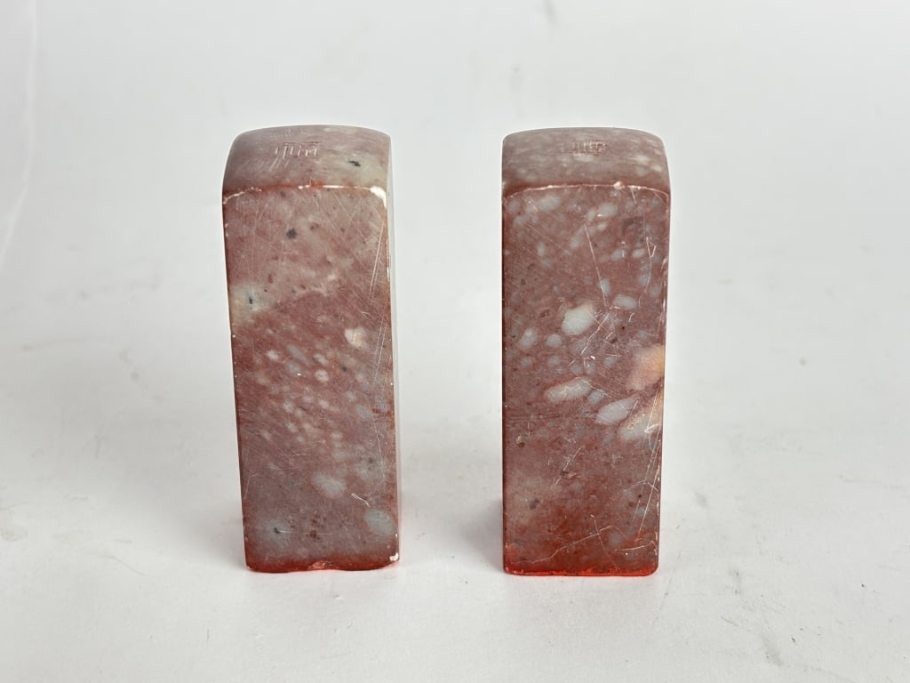 (2) Vintage Chinese Soapstone Carved Seals: (2) Vintage Chinese Soapstone Carved Seals, 3in