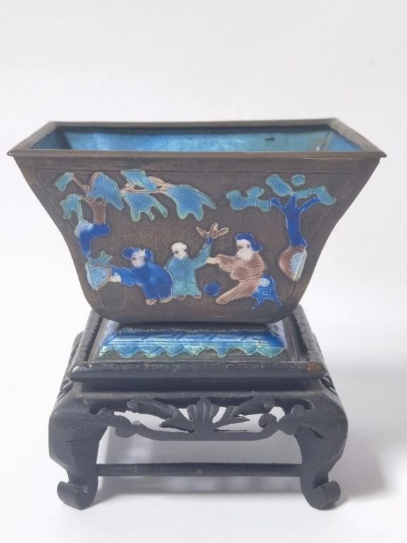 Chinese Enamel over Metal Square Bowl with Stand: Chinese Enamel over Metal Square Bowl with Stand, 4.25in
