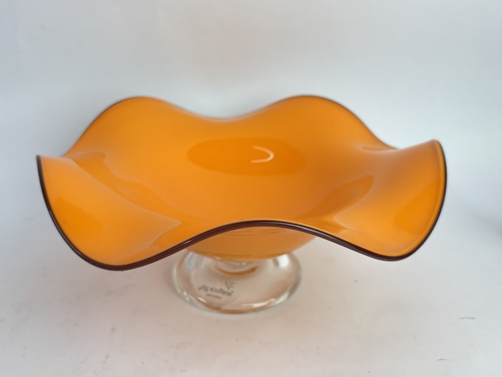 Teleflora Gift Orange Ruffled Glass Pedestal Bowl: Teleflora Gift Orange Ruffled Glass Pedestal Bowl, 9.25in by 4in