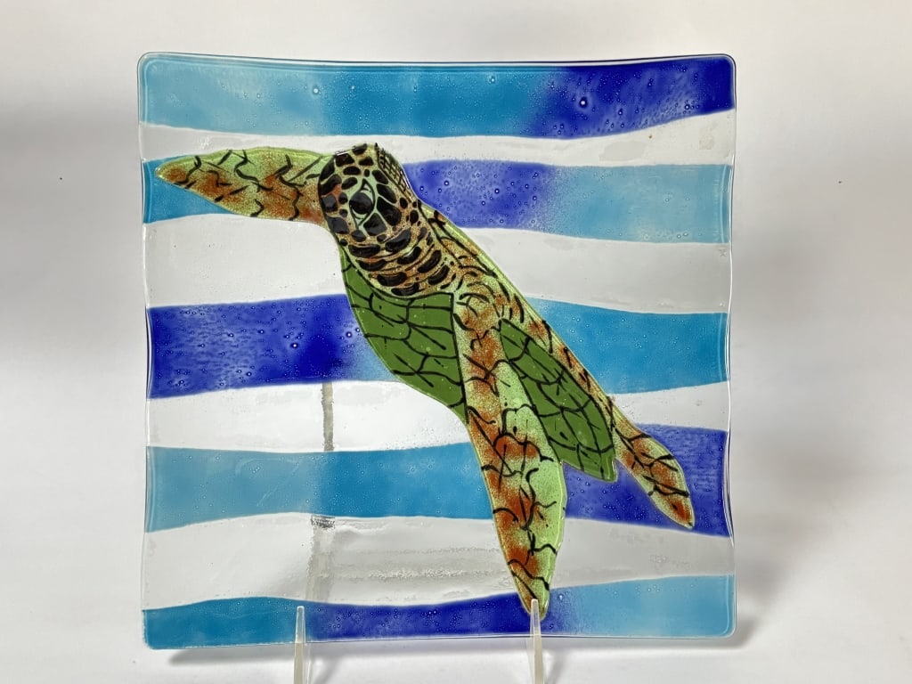 Vintage Art Glass Sea Turtle Plate (1 of 3)