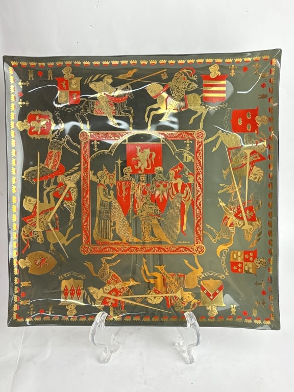 Vintage Don Baird Medieval Heraldry Glass Platter (1 of 6)