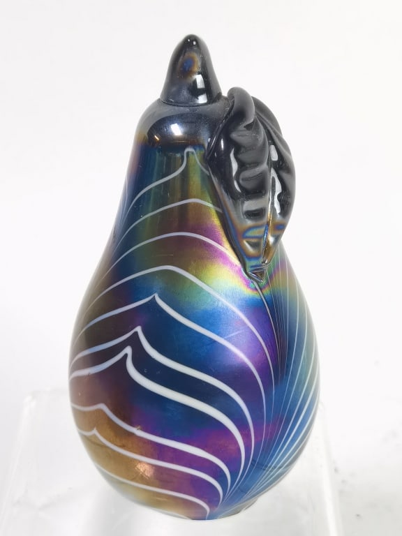 Vintage Iridescent Pulled Petal Glass Pear Paperwe: Vintage Iridescent Pulled Petal Glass Pear Paperweight, 4in