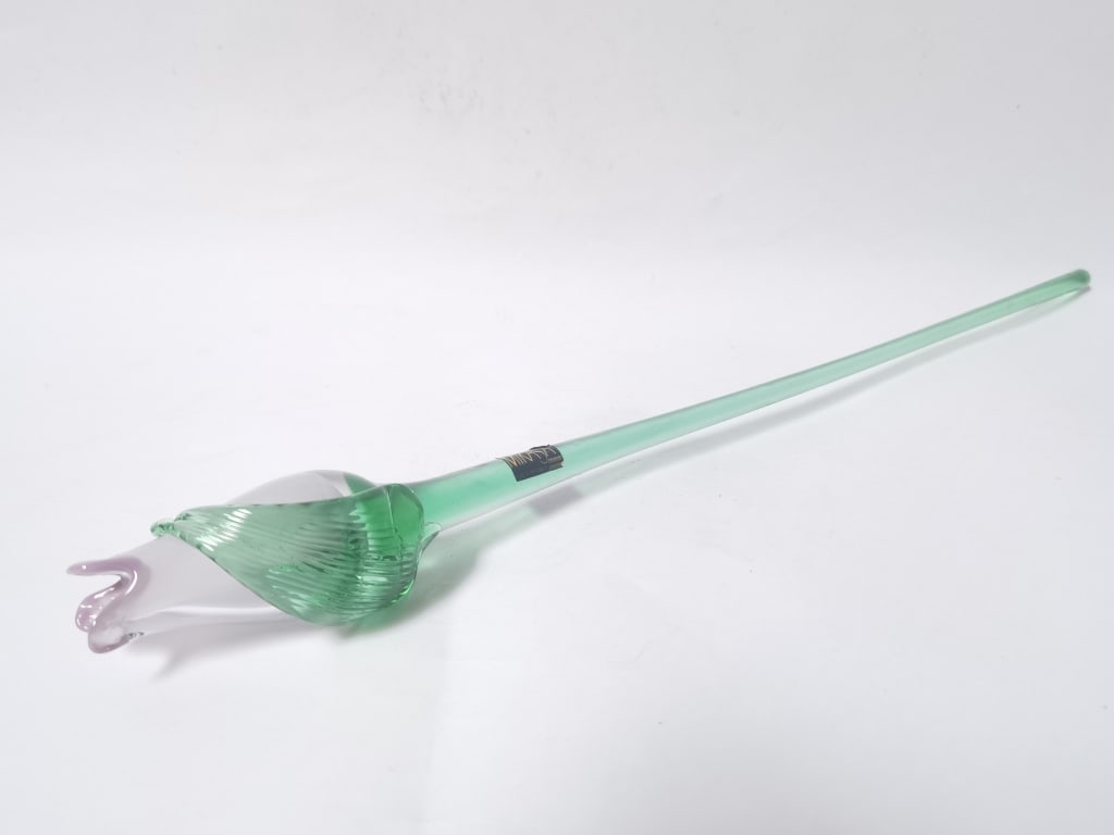 Vintage Mikasa Art Glass Rose: Vintage Mikasa Art Glass Rose, 19.5in