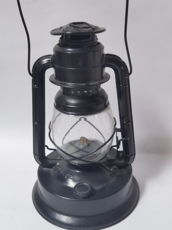 Hurricane Lantern Oil Lamp - 2