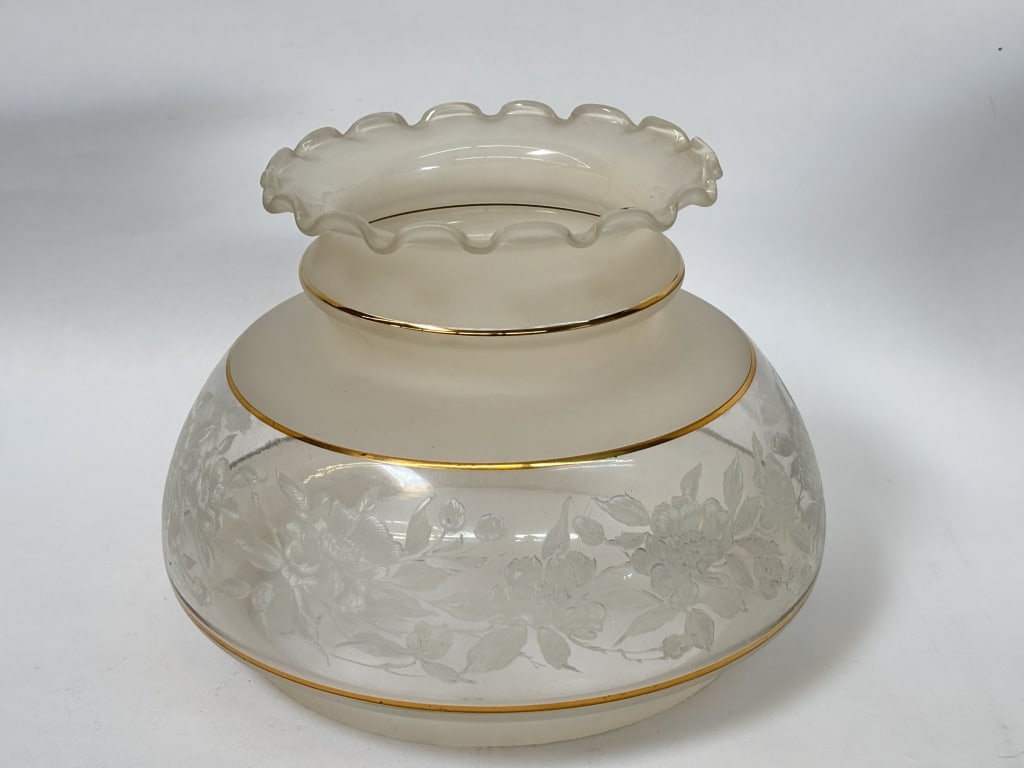 Vintage Frosted Luster Hurricane Glass Lamp Shade: Vintage Frosted Luster Hurricane Glass Lamp Shade, 8.5in by 6.25in