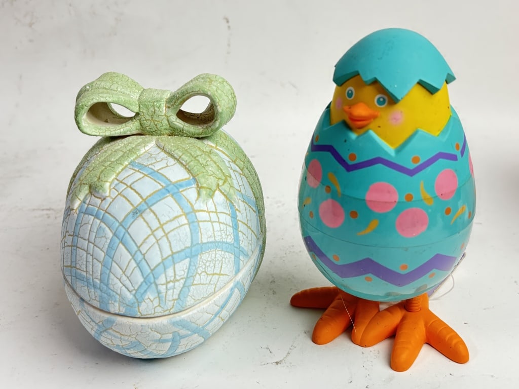 Porcelain Easter Egg Box and Wood Carved Chick Dec (1 of 2)
