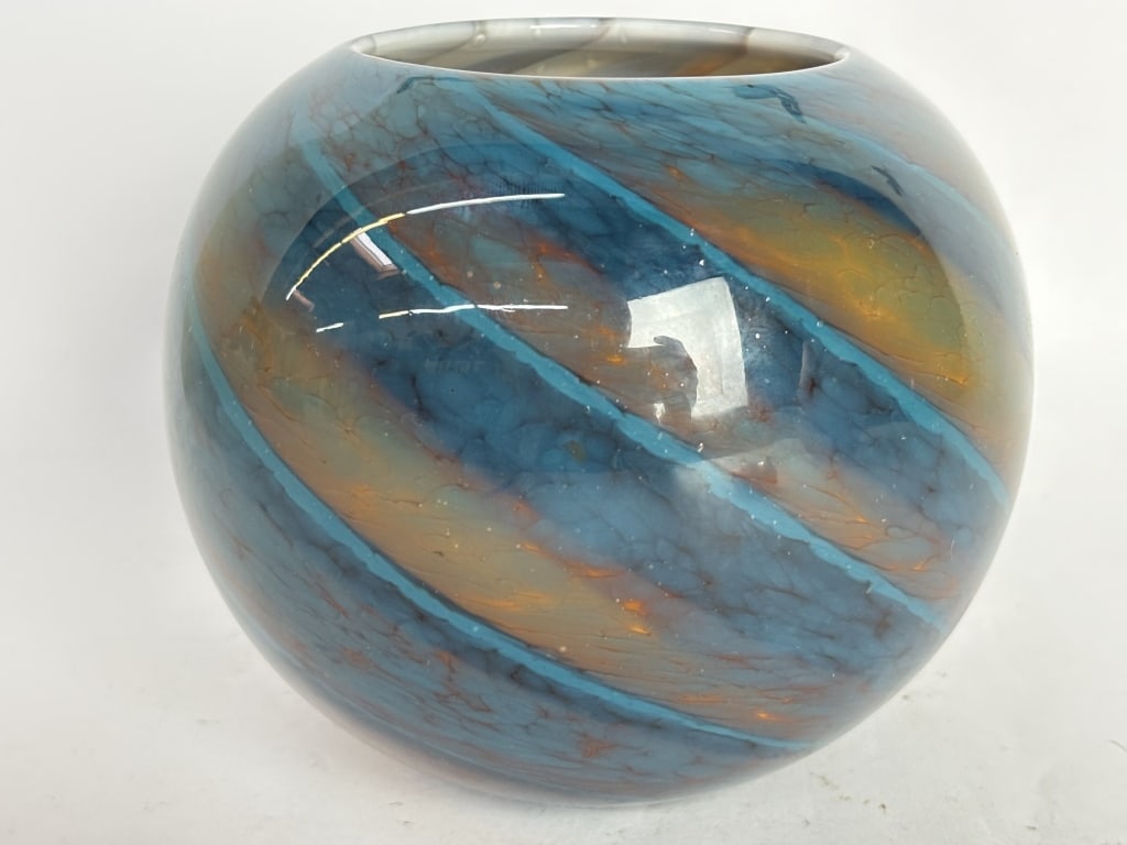 Vintage Blue Swirl Art Glass Vase: Vintage Blue Swirl Art Glass Vase, 5.75in by 7.25in
