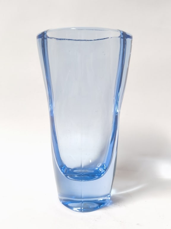 Vintage Blue Glass Vase: Vintage Blue Glass Vase, 8in
