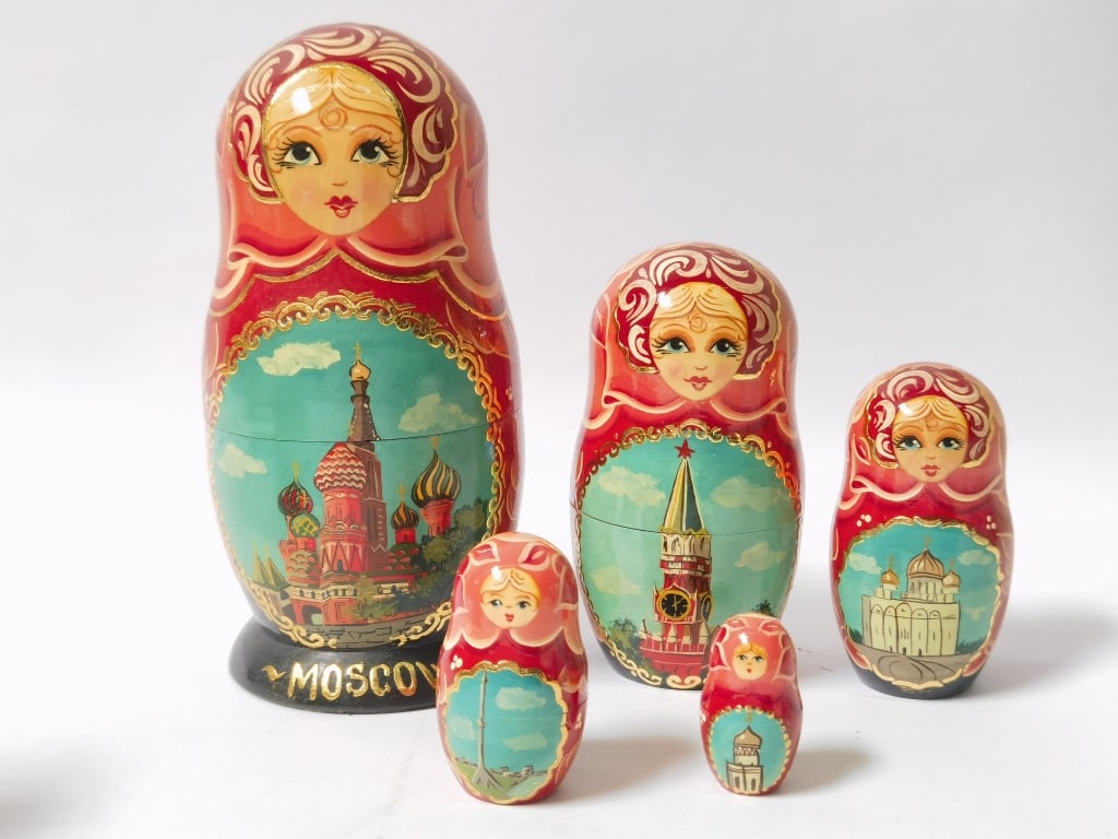 2005 Signed Vintage Russian Hand Painted Nesting D (1 of 6)