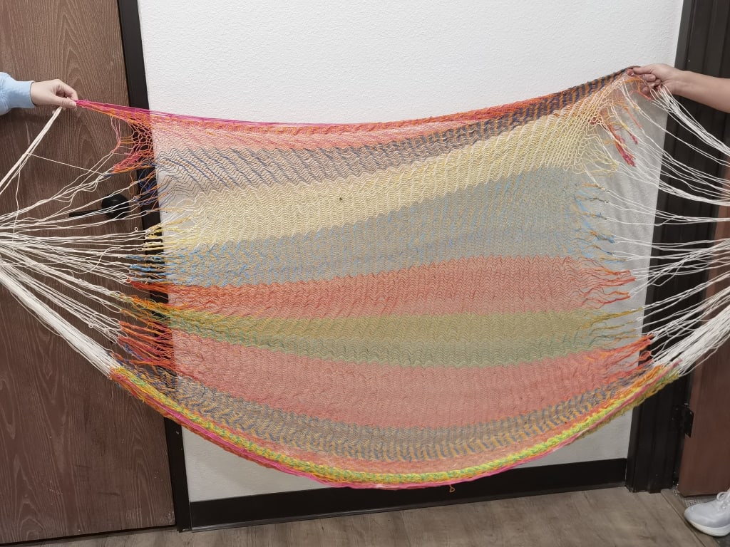 Colored Thread Hammock: Colored Thread Hammock, 100in