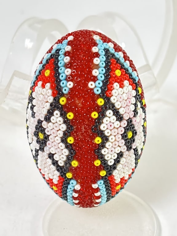 Vintage Native American Bead Covered Egg (1 of 2)