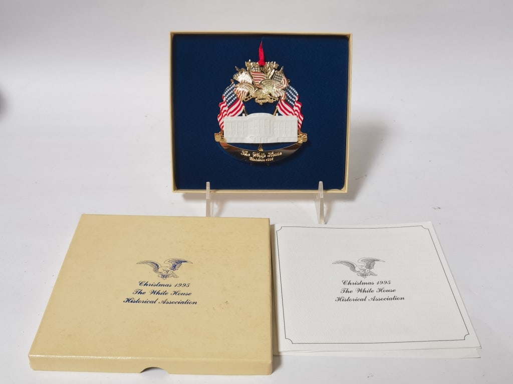 1995 White House HIstorical Association Christmas: 1995 White House HIstorical Association Christmas Ornament, Box: 6in by 5.5in