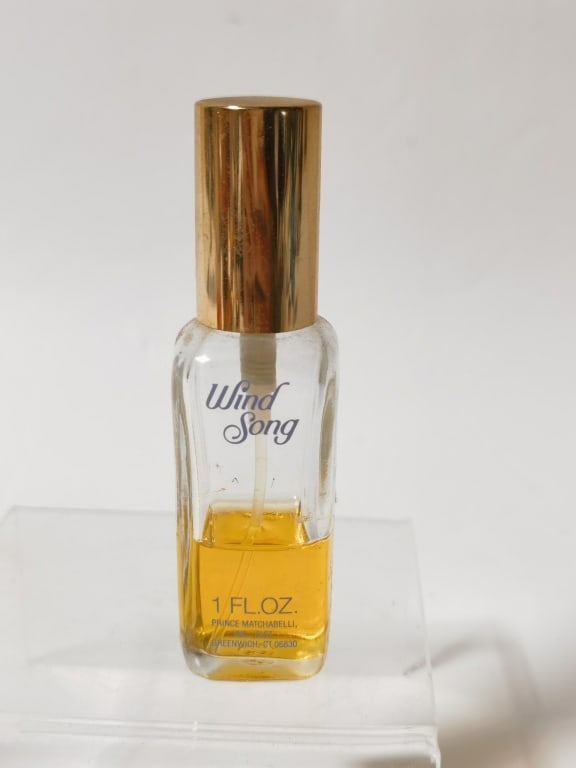 Lady Stetson Wind Song Perfume: Lady Stetson Wind Song Perfume, 4.25in