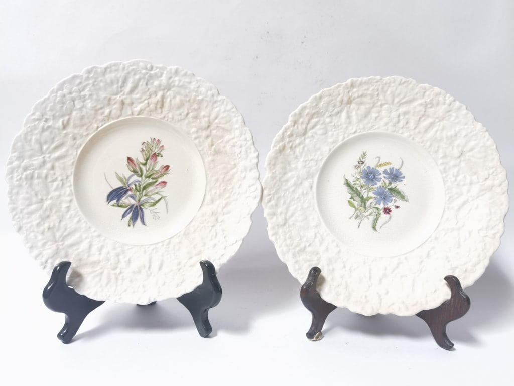 Pr. of Royal Couldon Porcelain Cornflower Plates: Pr. of Royal Couldon Porcelain Cornflower Plates, 9.5in