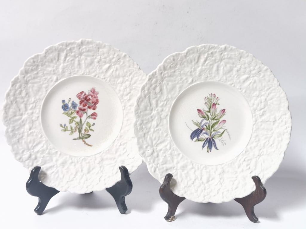 Pr. of Royal Couldon Porcelain Cardinal Flowers Pl: Pr. of Royal Couldon Porcelain Cardinal Flowers Plates, 9.5in