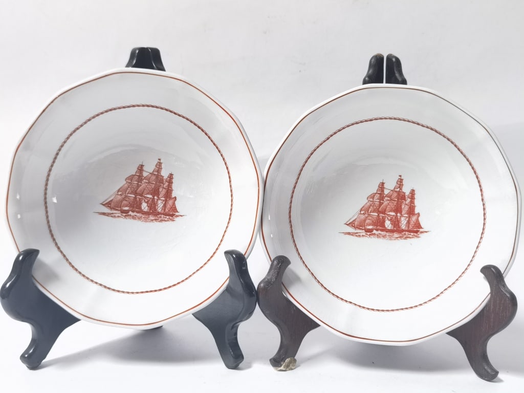 Pr. of Wedgwood Porcelain Flying Cloud Bowls: Pr. of Wedgwood Porcelain Flying Cloud Bowls, 6.25in by 2in