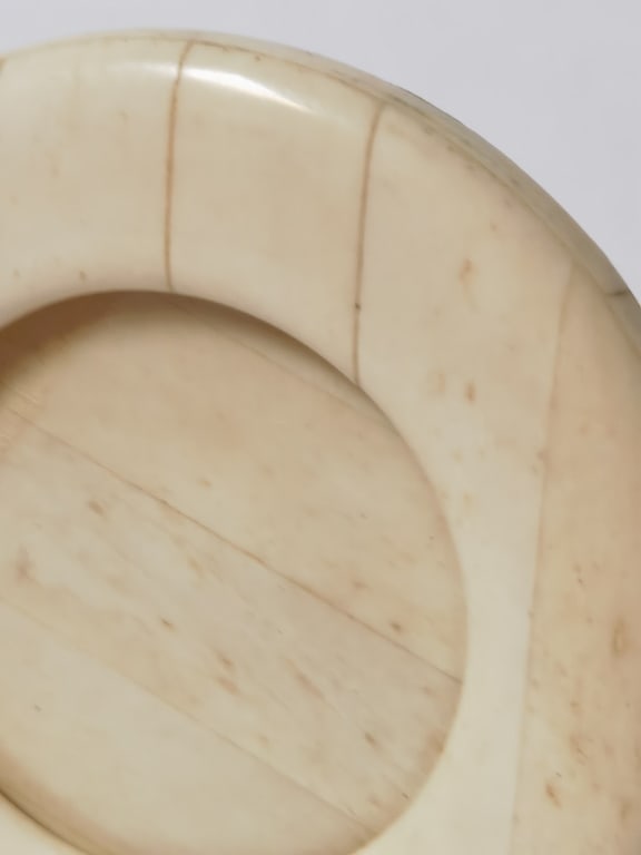 Round Bovine Bone Miniature Frame - 4