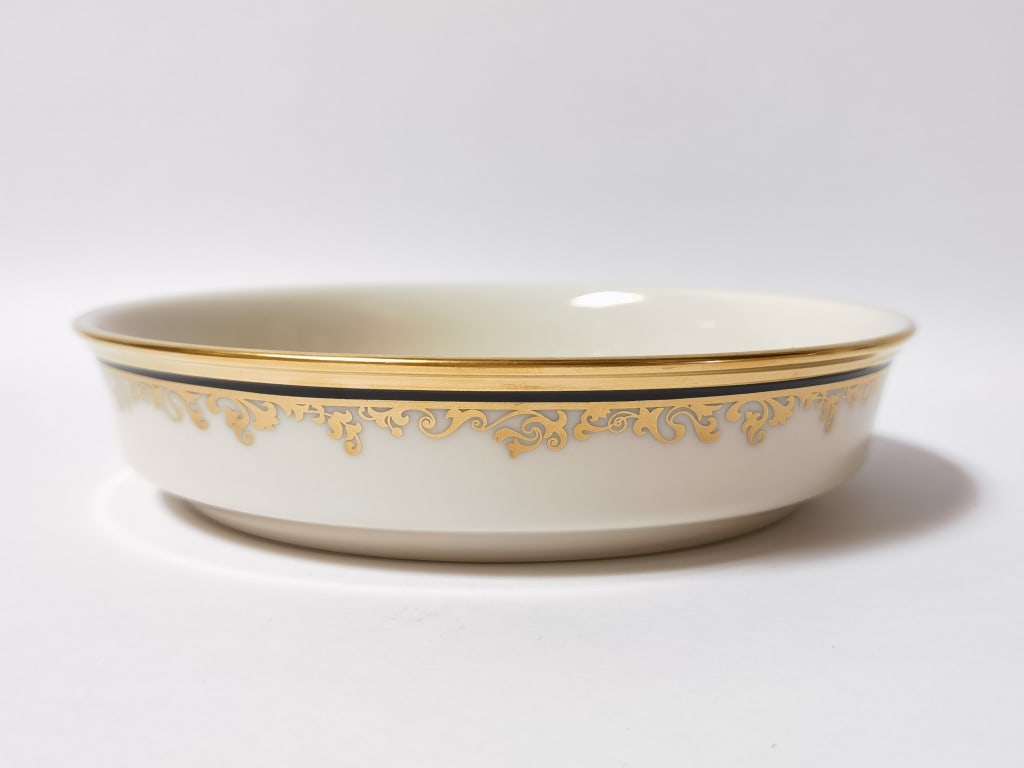 Vintage Lenox Porcelain Eclipse Coupe Soup Bowl: Vintage Lenox Porcelain Eclipse Coupe Soup Bowl, 7.5in
