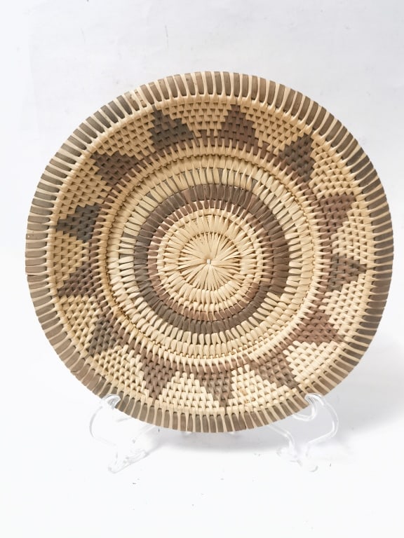 Vintage African Geometric Coiled Woven Basket: Vintage African Geometric Coiled Woven Basket, 11in by 1.5in