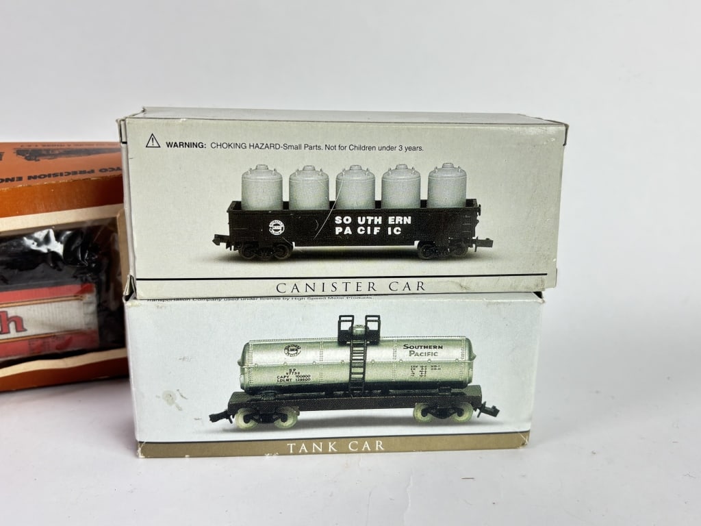 (2) Vintage Train Carts - 3