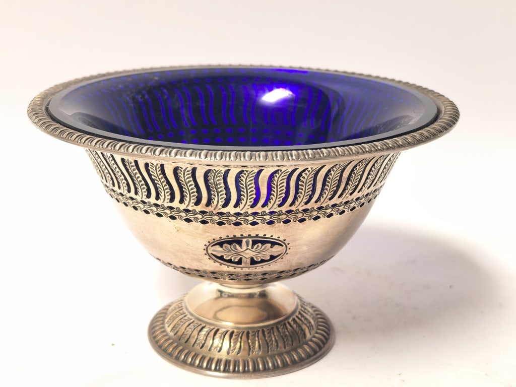 Vintage English Neoclassical Pierced Silver Plate (1 of 5)