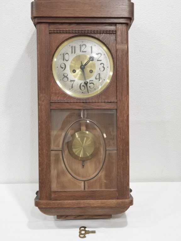 Vintage Gloria German Art Deco-Era Wall Clock (1 of 8)