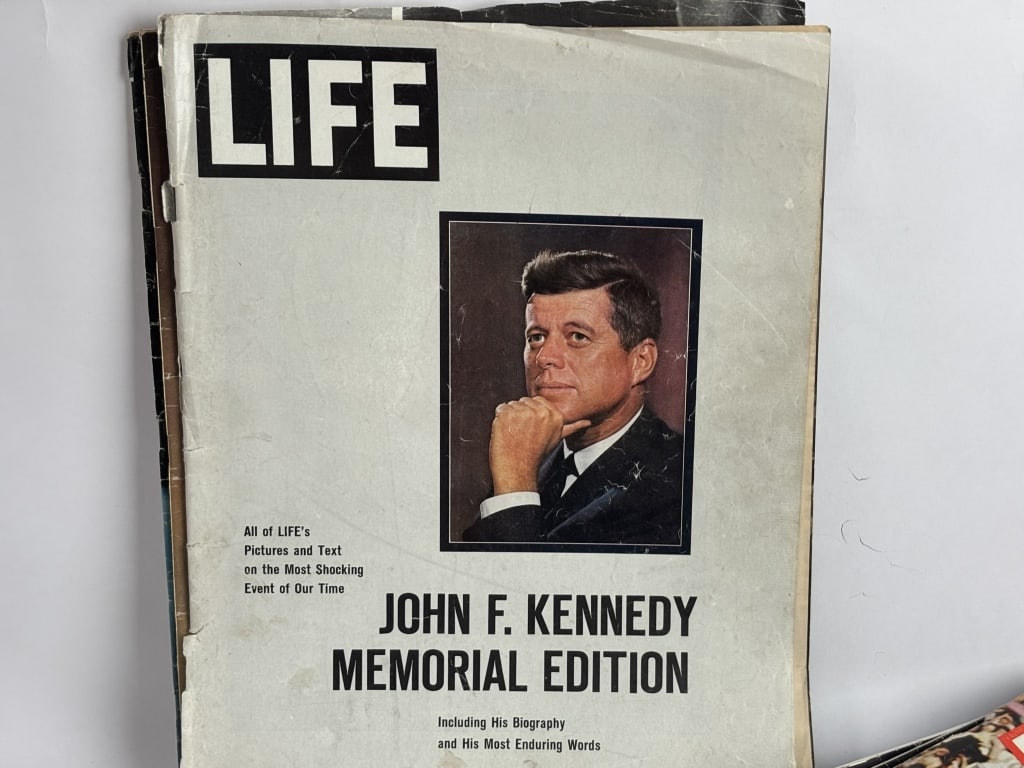 (7) 1963-65 Life Magazines - 5